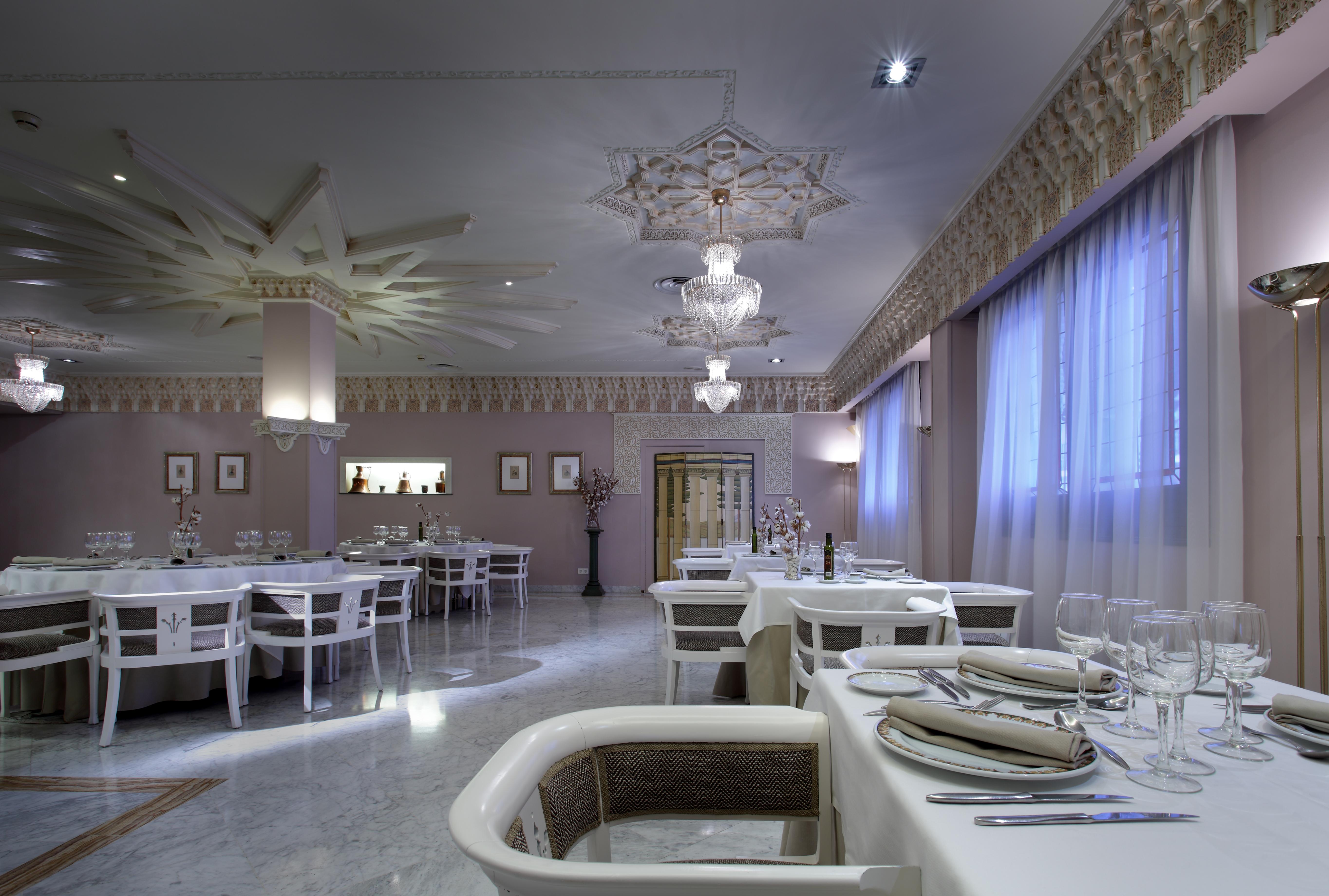 Hotel Abades Benacazon Exterior photo
